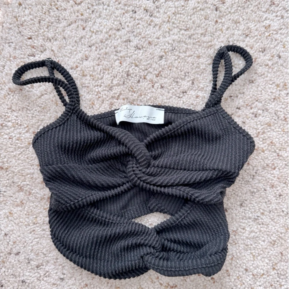 Black Tank | Bloomingdales~ Vintage Havana | Size S🖤 - Picture 1 of 2